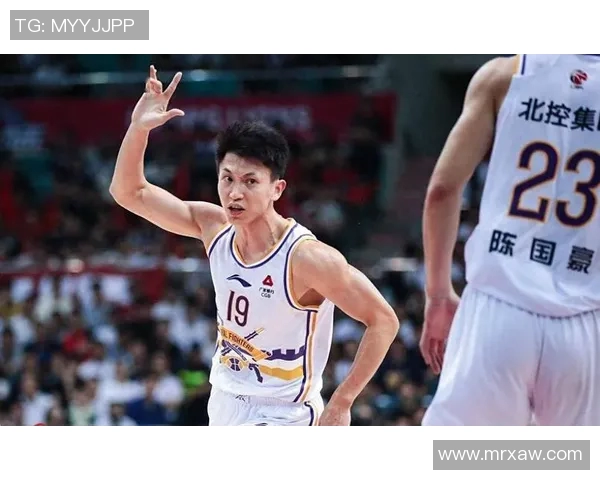 刘晓宇：从篮球场上的拼搏到人生道路上的坚持与奋斗